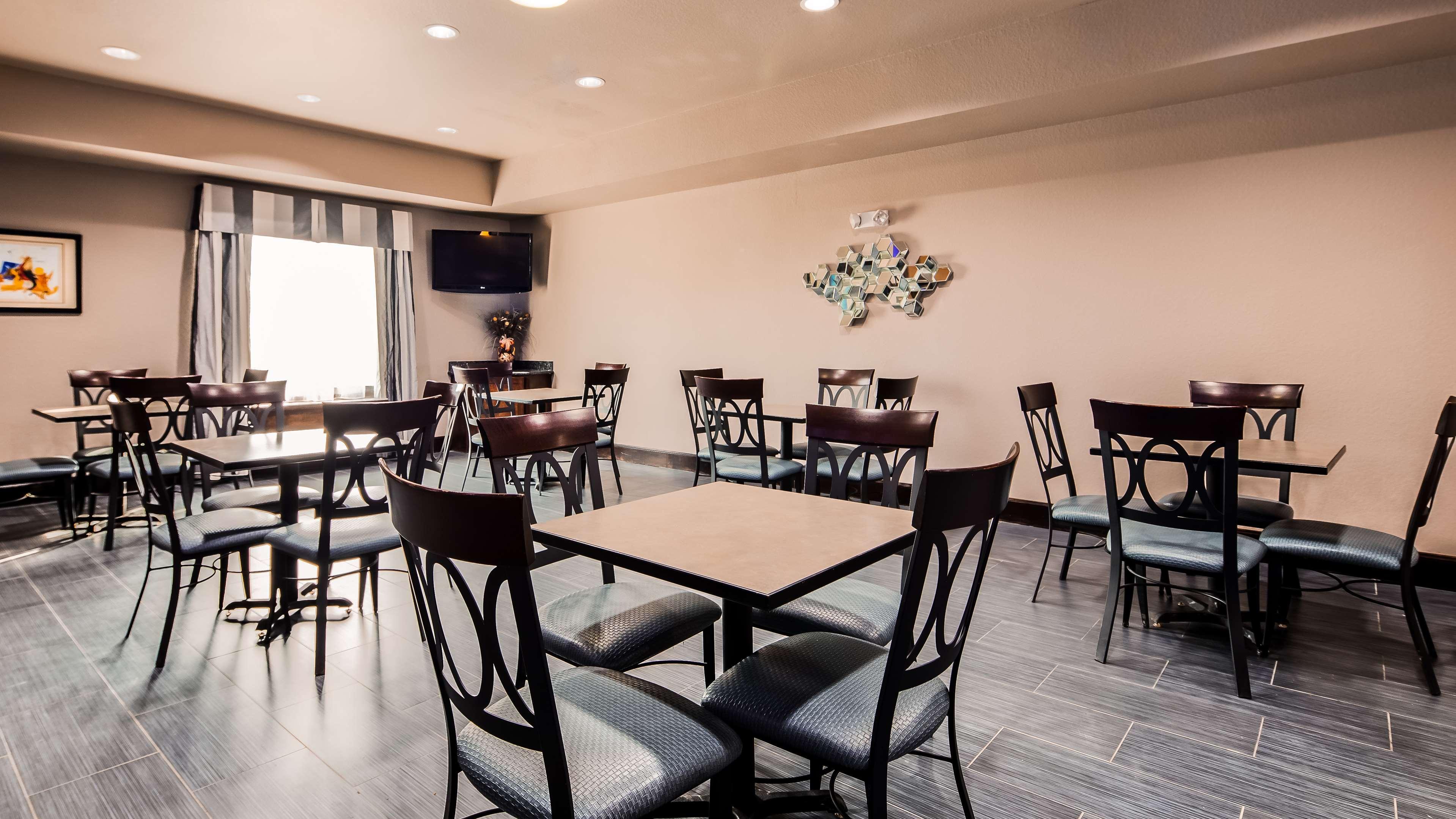 Best Western Plus Kenedy Inn Exterior photo
